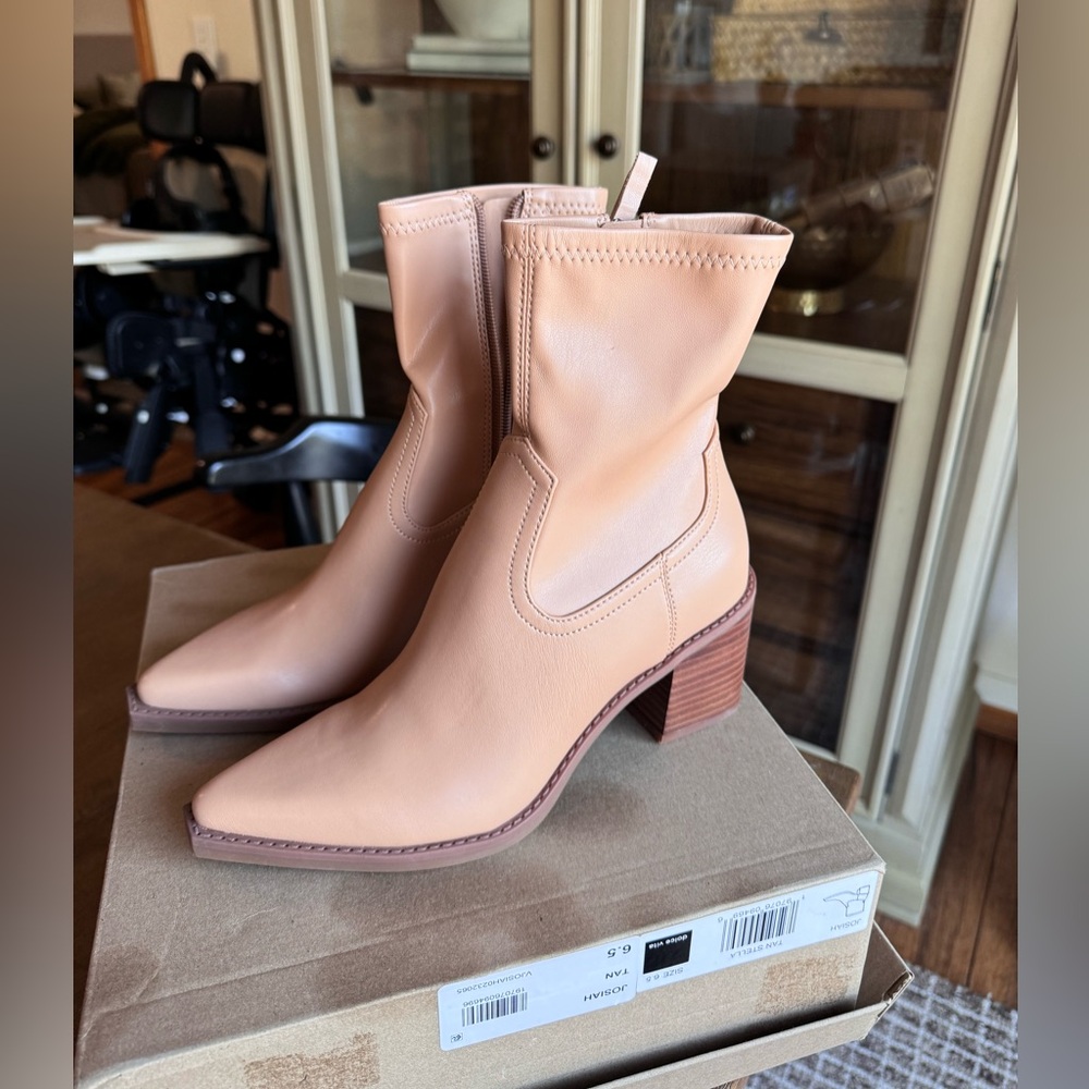 Dolce Vita Booties